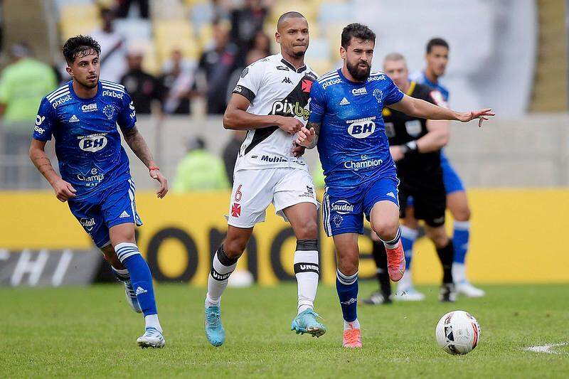 Onde assistir o jogo do Cruzeiro hoje X Vasco; partida começa às 16h