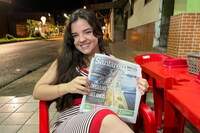 Maria Lima de Souza comemora chegada do caderno de Santarém