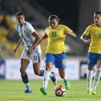 Brasil e Argentina jogam neste sábado partida válida pela primeira rodada da Copa América Feminina