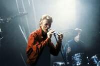 David Bowie em cena no filme “Eu, Christiane F., 13 anos, Drogada e Prostituída”.