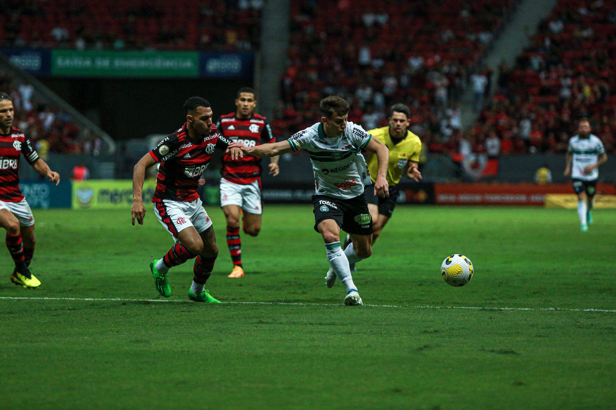 Coritiba x Cuiabá: onde assistir e prováveis escalações do jogo