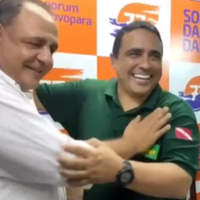 Candidato a governador do Pará, Major Marcony (de verde) comemora a oficialização do nome junto ao candidato dele a vice, o auditor fiscal, Nilo Noronha