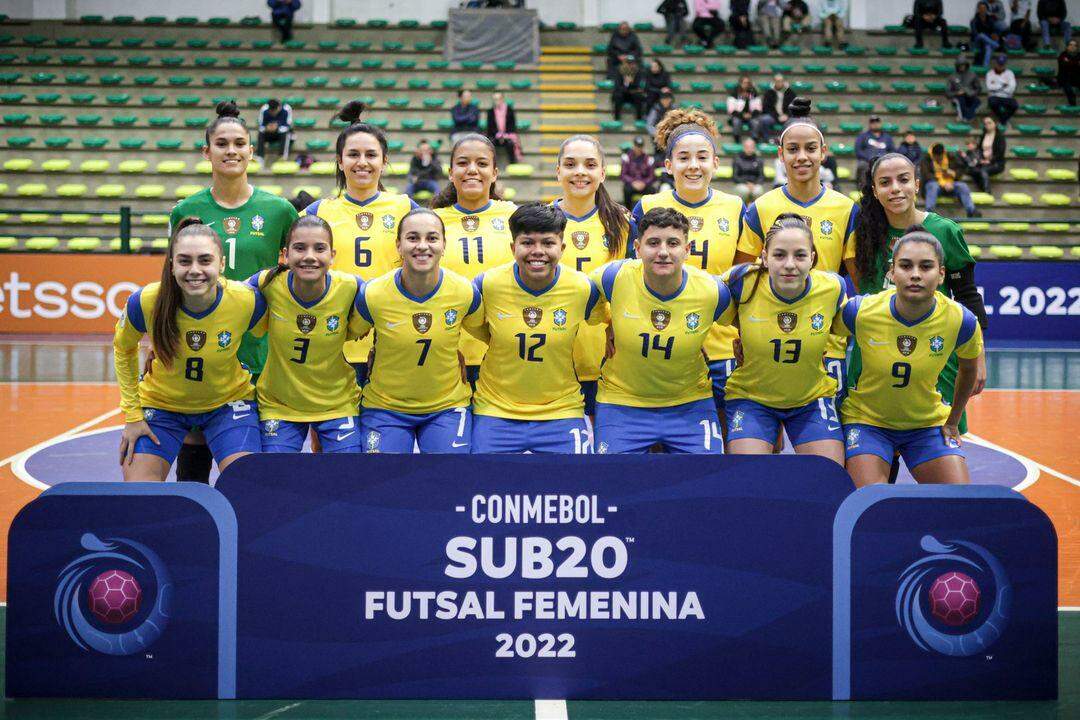 Futsal feminino goleia Brodowski por 9 a 1 pelo Campeonato