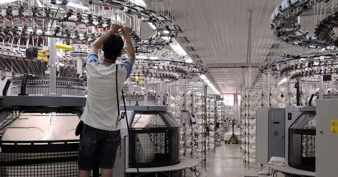 Legislação permite que estagiários trabalhem nos feriados; entenda ...
