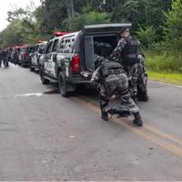Moradores de Salvaterra, no Marajó, interditaram a rodovia que dá acesso ao porto da foz do rio Camará. A PM está no local