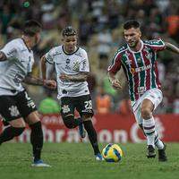 Na partida de ida, Fluminense e Corinthians empataram por 2 a 2