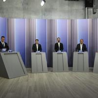 O jornalista Fabiano Vilela mediou o debate dos candidatos ao governo do Pará, Major Marcony (Solidariedade), Zequinha Marinho (PL), Adolfo Oliveira (PSOL) e Dr. Felipe (PRTB)