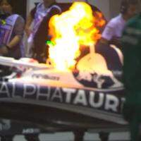 Carro de Gasly pega fogo na Fórmula 1