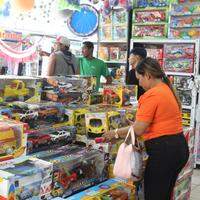 Procura por brinquedos anima lojistas em Belém