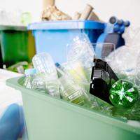 De acordo com a legislação brasileira, resíduos são materiais capazes de serem recilados ou reutilizados