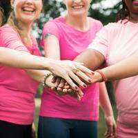 A campanha vem com o objetivo de alertar sobre a prevenção do câncer de mama