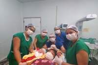 Médico já ajudou a trazer cerca de seis mil bebês barcarenenses