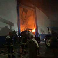 Segundo a Polícia Militar (PM), as embarcações estavam estacionadas num galpão quando foram totalmente destruídas pelas chamas por volta de 21h30
