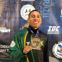 Yuri Oliveira foi ouro no Sul-Americano de Muay thai, no Uruguai