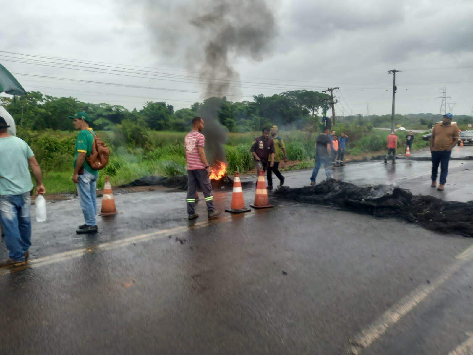 Carreta com sinal de rastreamento bloqueado é recuperada pela PM em Ribeira  do Pombal - Sertão em Pauta