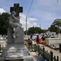 Cemitérios deverão receber visitantes ao longo desta quarta-feira (2), Dia de Finados