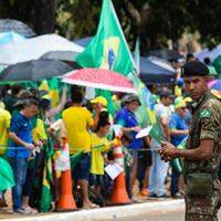 Apoiadores do presidente Jair Bolsonaro (PL) em ato em frente ao Quartel General do Exército (QG), no Setor Militar Urbano, em Brasília (DF)