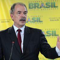 Aloizio Mercadante é coordenador dos grupos temáticos do Gabinete de Transição do Governo Lula