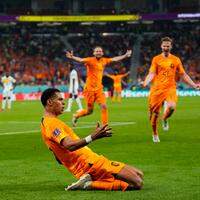 Goleiro da Holanda na Copa do Mundo de 2022 é o jogador mais alto da  história do torneio