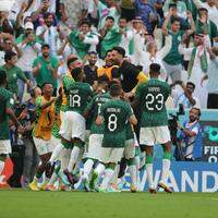 Seleção da Arábia Saudita comemora gol na Argentina