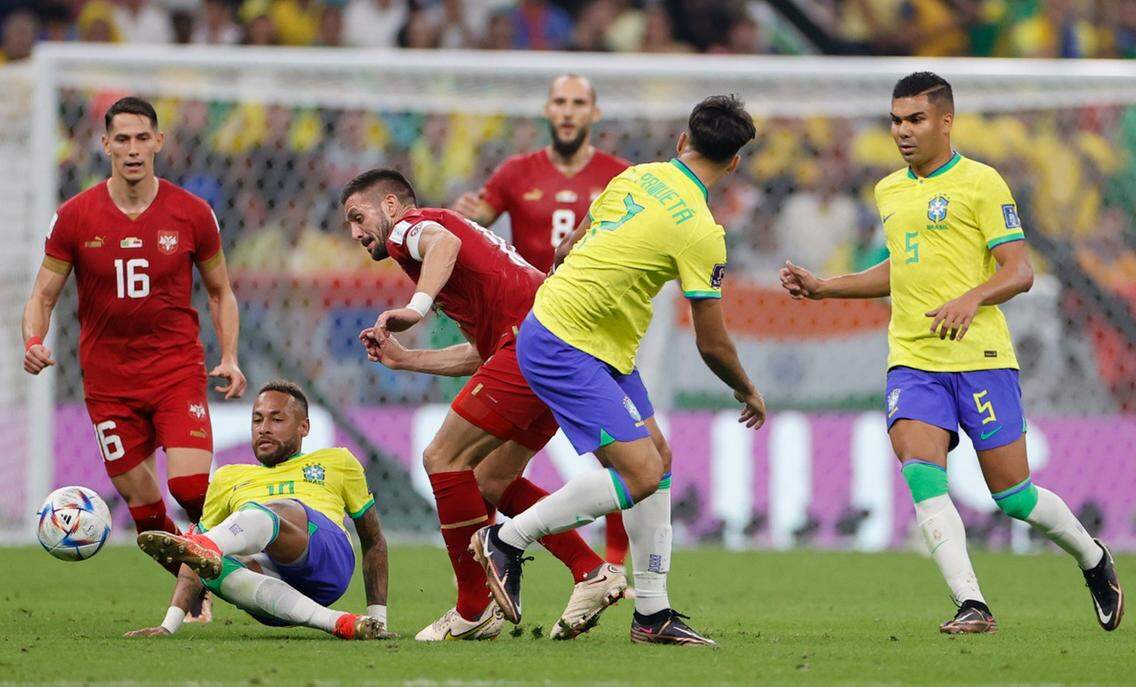 Com direito a golaço de Richarlison, Brasil bate a Sérvia em estreia na  Copa do Mundo do Qatar - ISTOÉ Independente