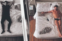 Os dois postaram fotos no mesmo quarto, acreditam os internautas.