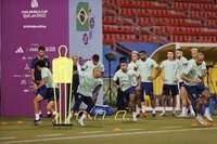 Time do Brasil diante de Camarões deve ser composto por reservas