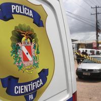 Um homem foi assassinado, neste sábado (3), no município de Ananindeua. As primeiras informações indicam que a vítima, de identidade ainda desconhecida, apresenta sinais de espancamento. A Polícia Científica foi acionada