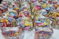 Mais de cem cestas básicas serão doadas para comunidades carentes