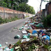 Eu Repórter / lixo acumulado - Foto: Cláudio Pinheiro