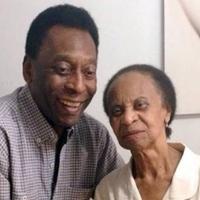 Celeste Arantes, mãe de Pelé, tem 100 anos