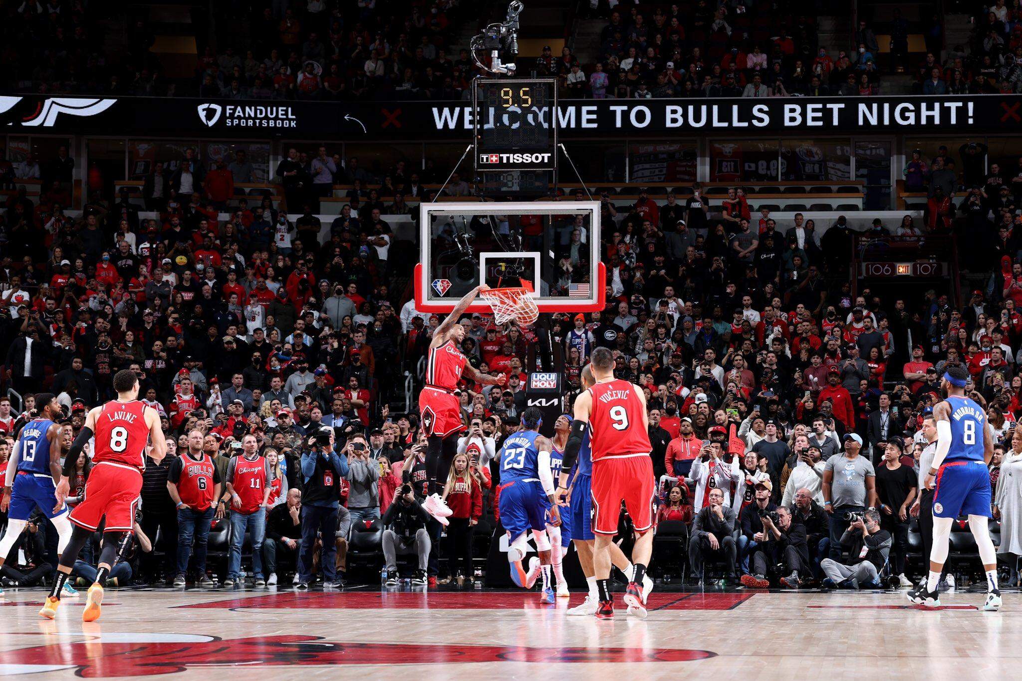 Basquete: Assistindo a um jogo dos Chicago Bulls - Viajonários