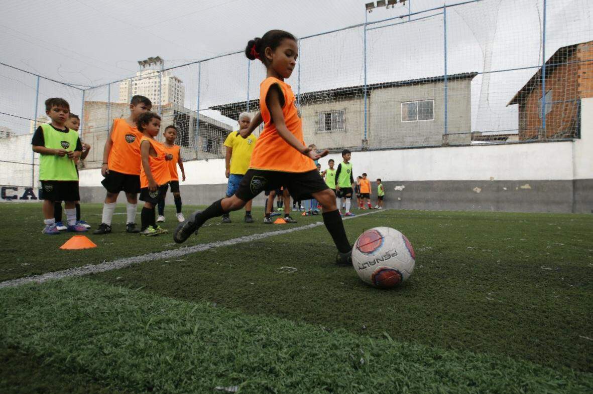 Escola De Futebol Joga Bem  Santa Bárbara do Oeste SP