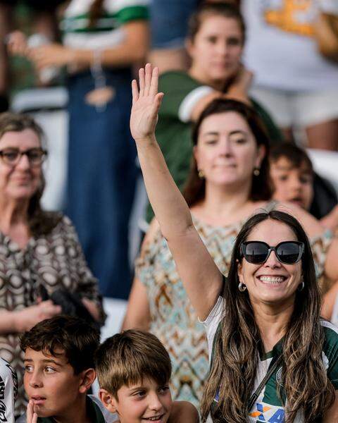 Jogos de Athletico-PR e Coritiba no Paranaense terão só mulheres e