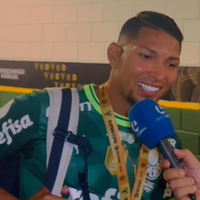 O atacante do Palmeiras, Rony
