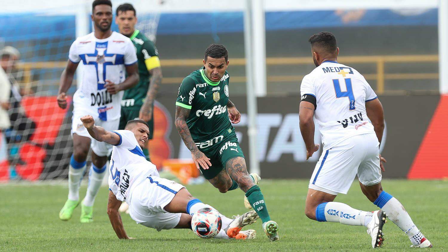 Corinthians x Palmeiras: onde assistir ao vivo, que horas é