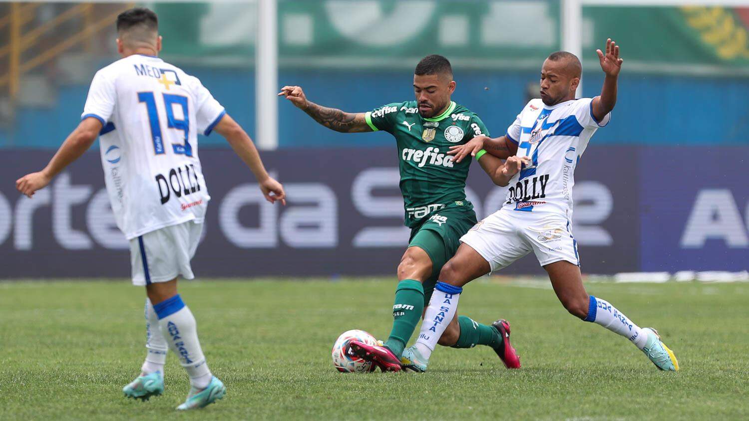 Jogos de futebol hoje, domingo, 26; onde assistir ao vivo e