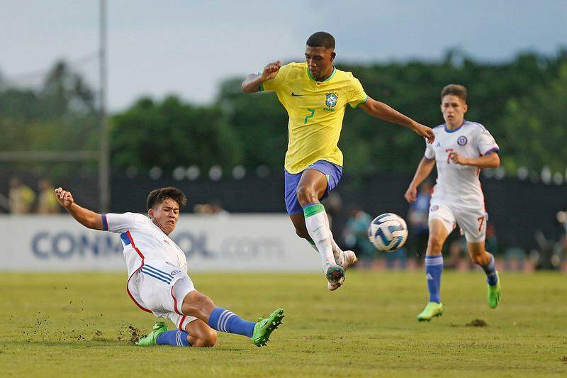 Hoje tem jogo do Brasil x Chile às 21h