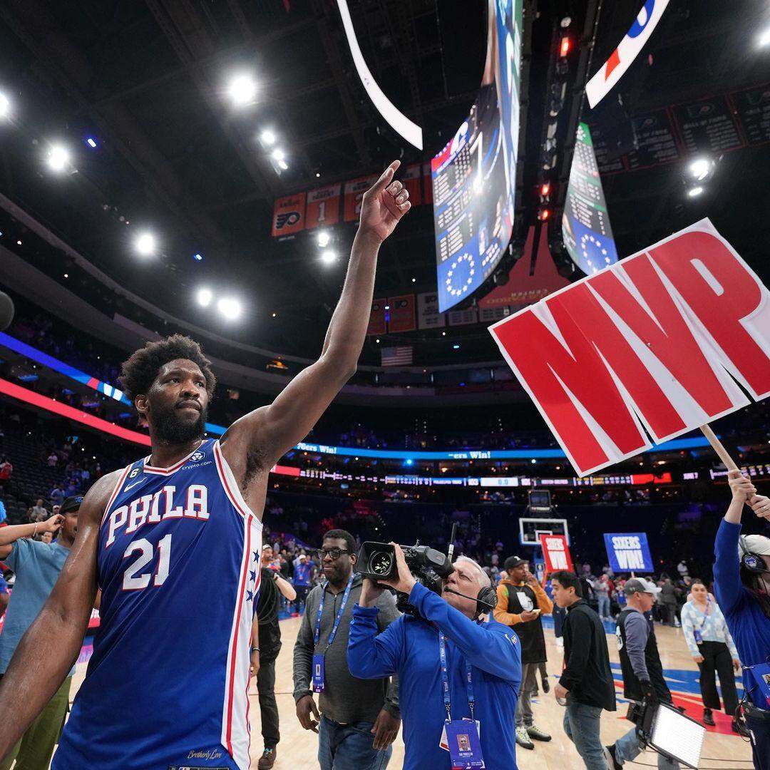 Melhor jogador da NBA namora brasileira e até torce para o Flamengo:  conheça Joel Embiid - Fotos - R7 Mais Esportes