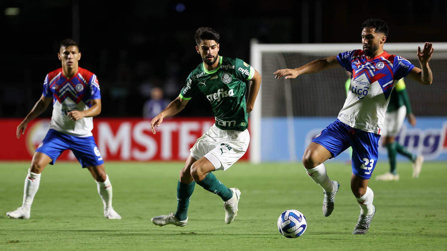 Jogos de futebol hoje, sábado, 16; onde assistir ao vivo e horário