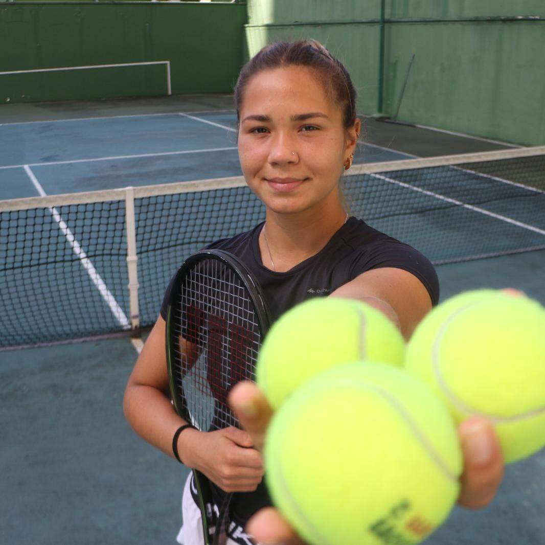 Bia Haddad Maia tem jogo suspenso por falta de luz natural em Birmingham, tênis