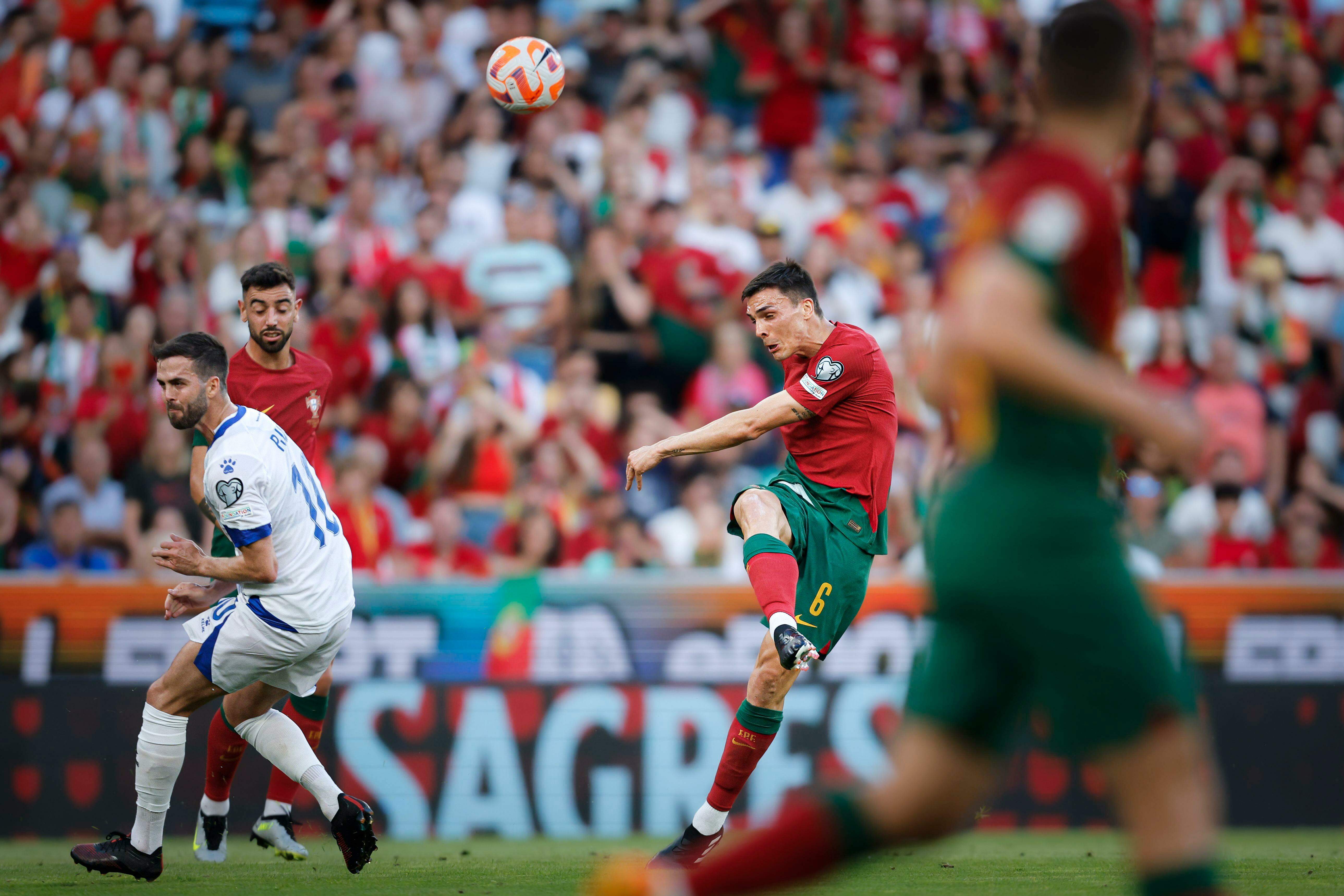 Portugal x Islândia: onde assistir, horário e escalações do jogo