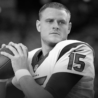 Ryan Mallett, ex-quarterback dos Patriots, morre aos 35 anos