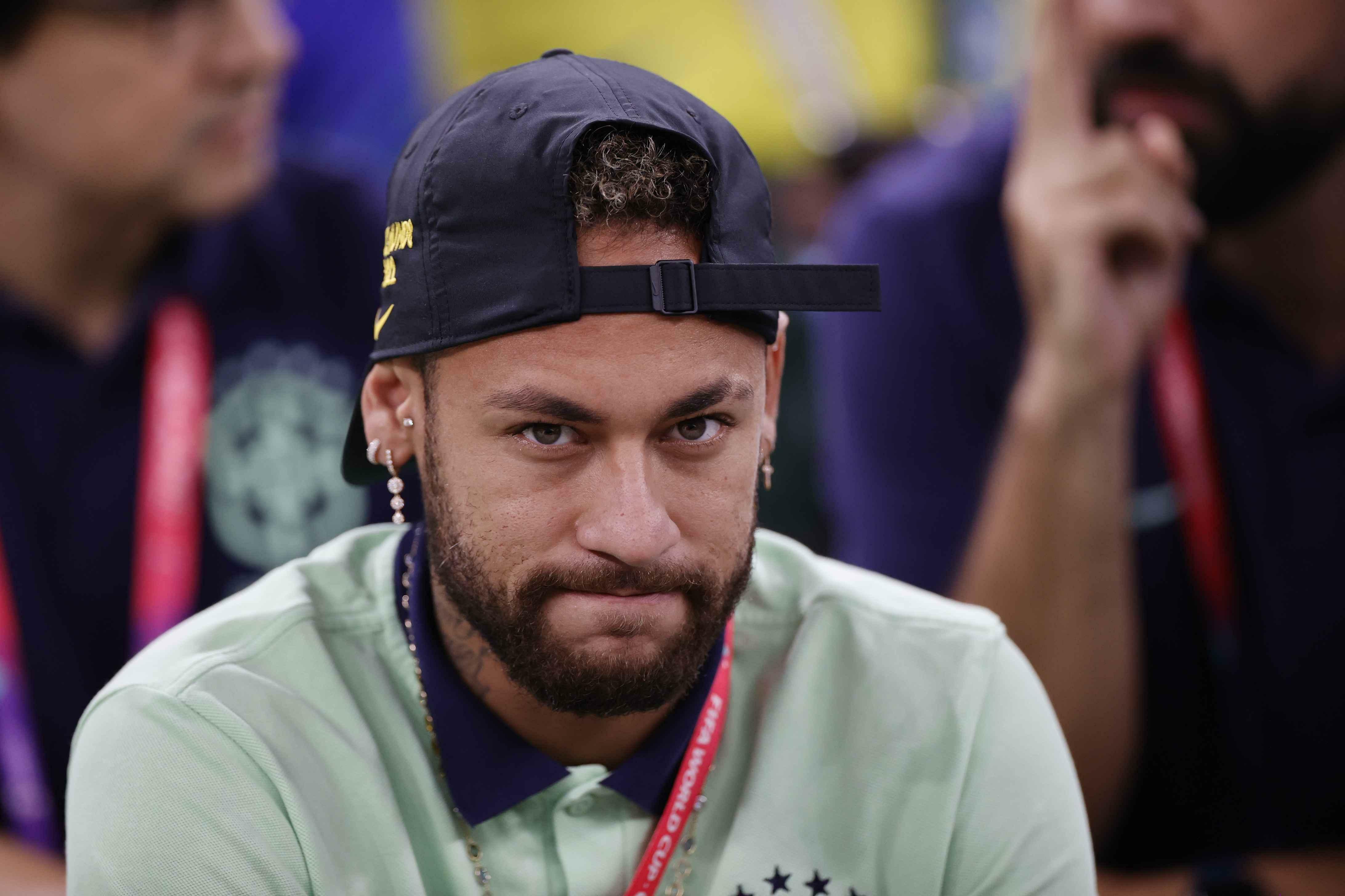 CBF vai barrar amantes de jogadores no hotel da Seleção na Copa? Entenda