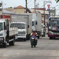 Moradores denunciam estacionamento irregular em dia de jogo no