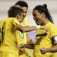Brasil venceu a Argentina no Superclássico das Américas por 2 a 0, com gols de Lucas e Neymar