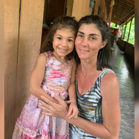 Aline Pedroni Rosa Brito e a filha, Eliza Rosa Brito, voltam de uma consulta quando o acidente ocorreu na tarde de quarta-feira (15).