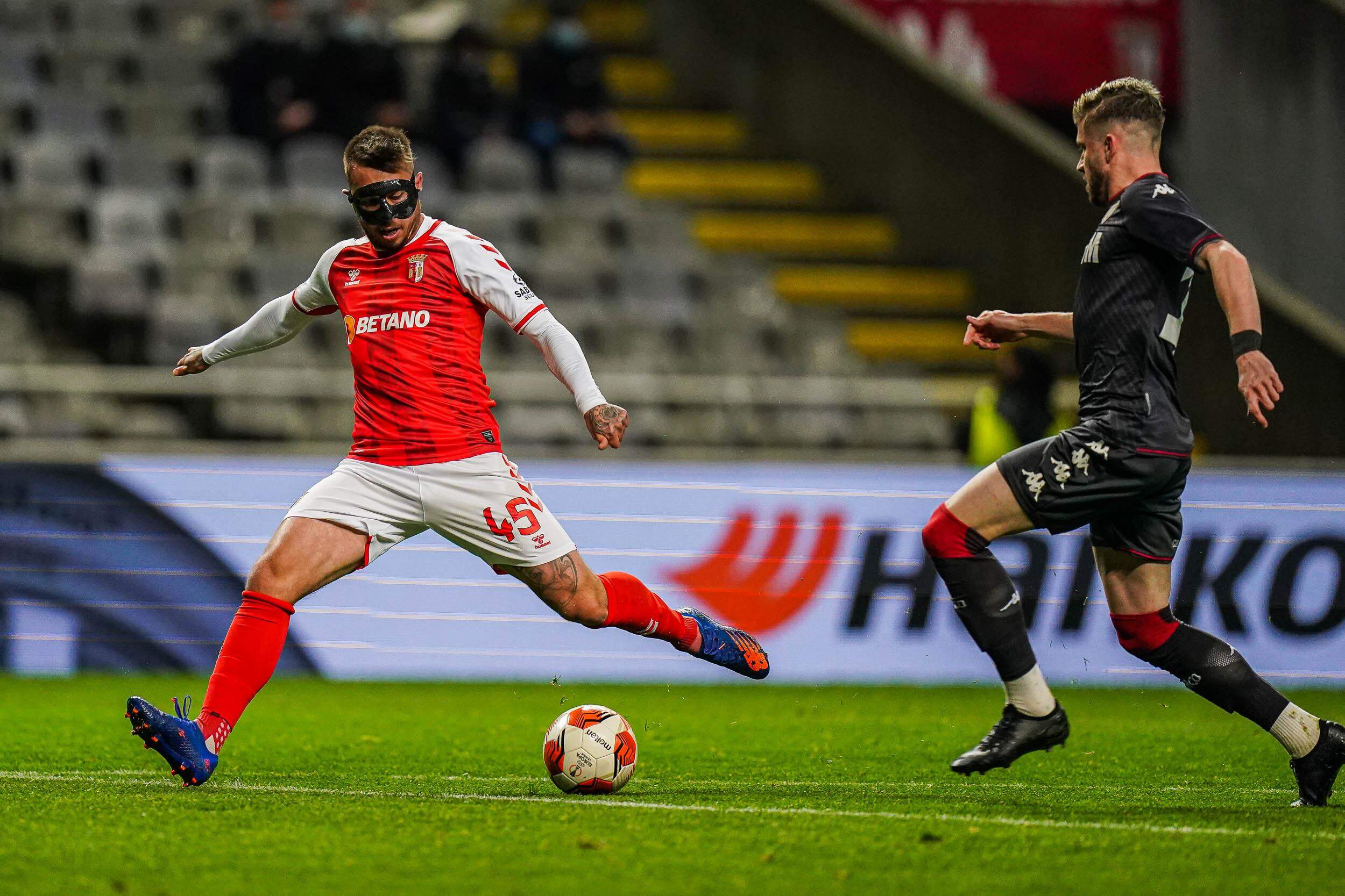 Napoli x Braga: onde assistir ao vivo, horário e prováveis escalações do  jogo pela Champions League - Lance!