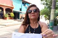 A líder comunitária do bairro, Janete Andrade (49), cobra respostas concretas da Cosanpa