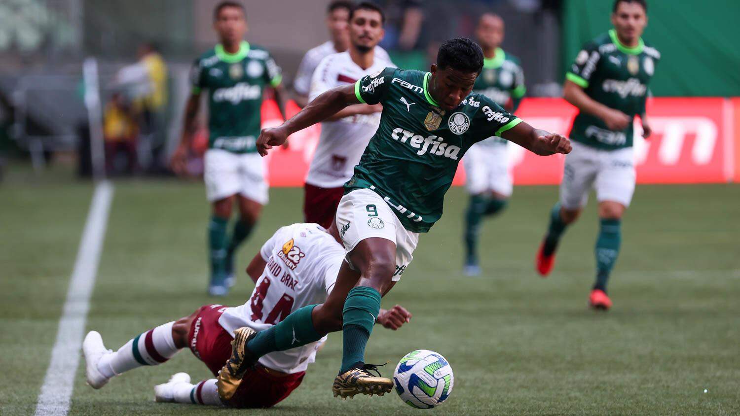 Corinthians x Palmeiras ao vivo: onde assistir ao jogo do Brasileirão hoje